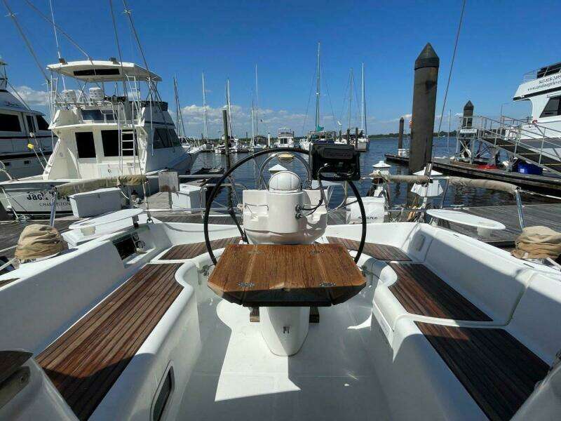 2001 Beneteau 361