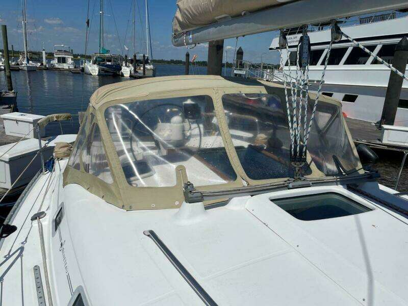 2001 Beneteau 361