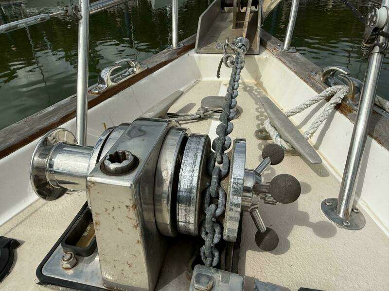 1988 Catalina Morgan 44 Center Cockpit