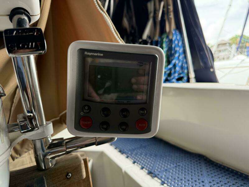 1988 Catalina Morgan 44 Center Cockpit