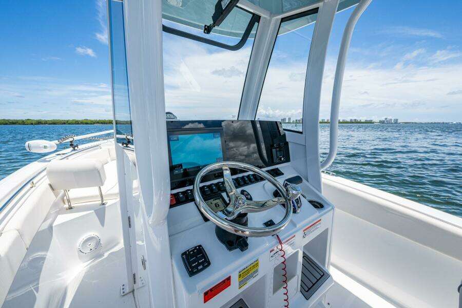 2024 Sea Hunt 239 SE
