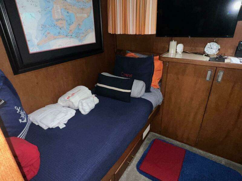 1988 Hatteras Motor Yacht