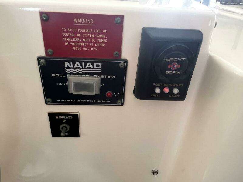 1988 Hatteras Motor Yacht