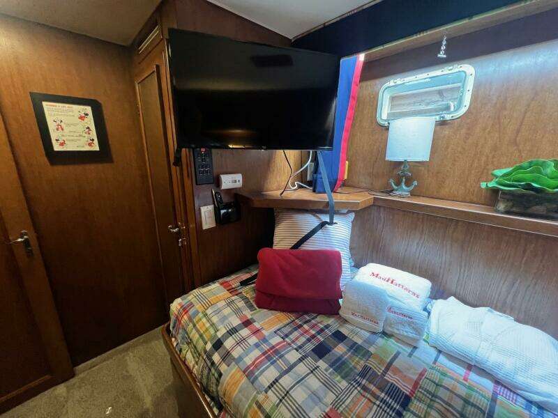 1988 Hatteras Motor Yacht