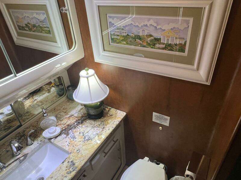 1988 Hatteras Motor Yacht