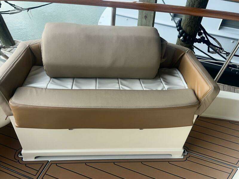 1988 Hatteras Motor Yacht