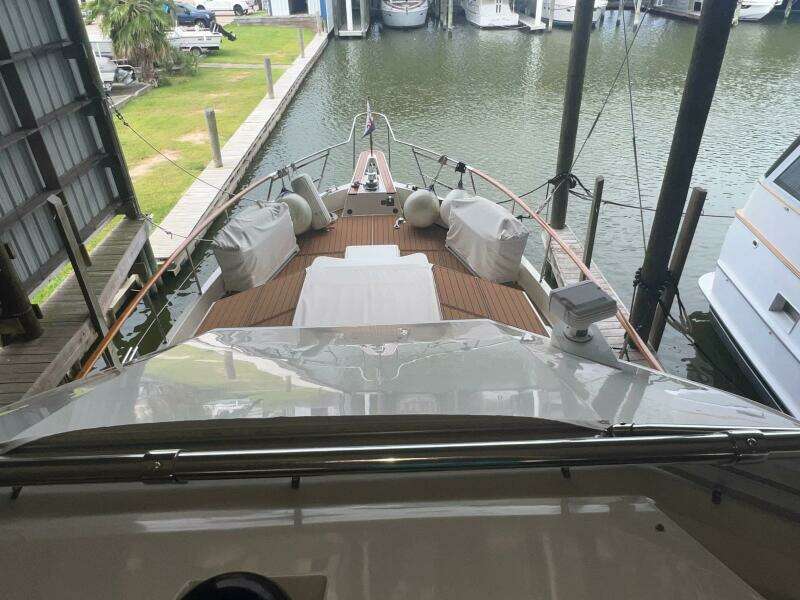 1988 Hatteras Motor Yacht