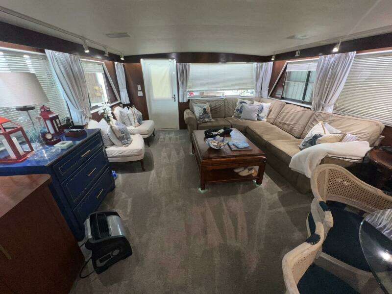 1988 Hatteras Motor Yacht