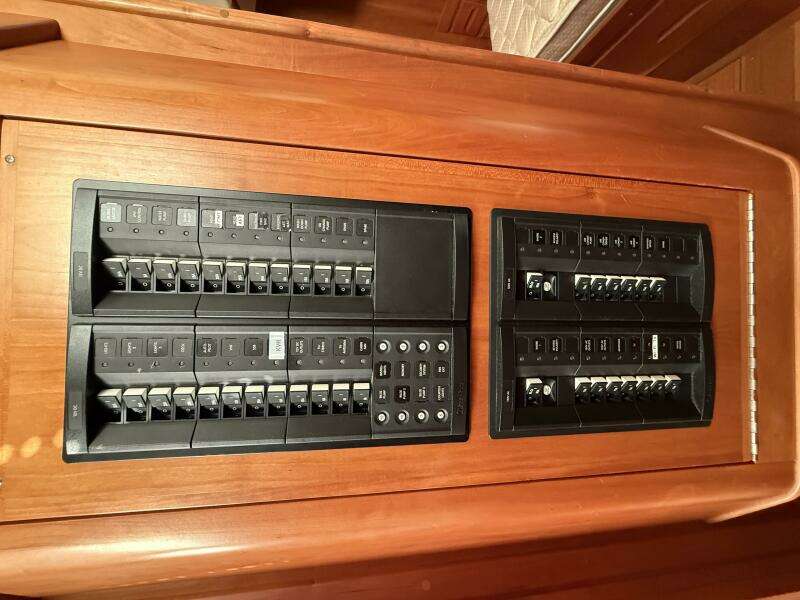 2011 Tartan 47 Glory 12v and 120v AC breaker panels 