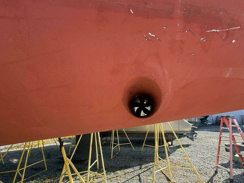 2011 Tartan 47 Glory bow thruster