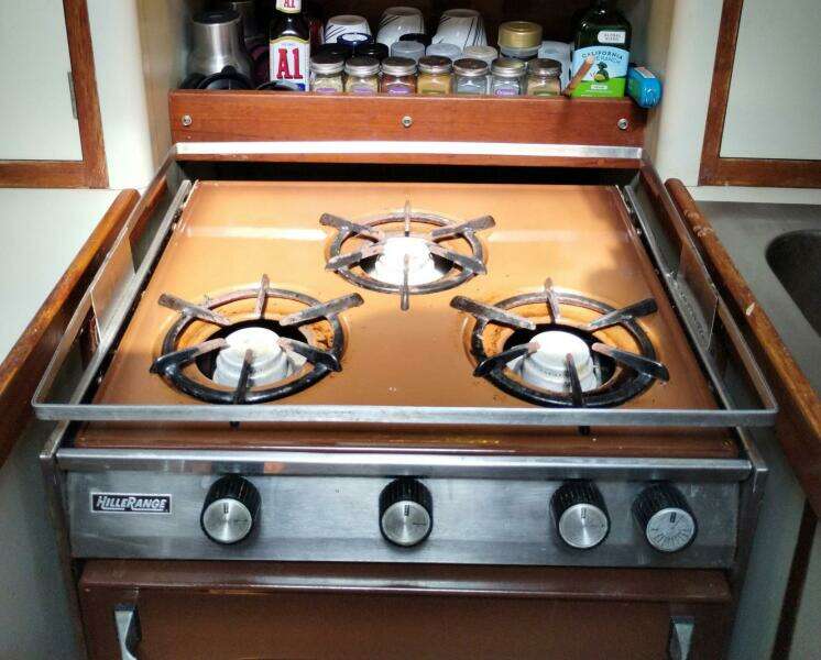 1981 C&C Landfall 35