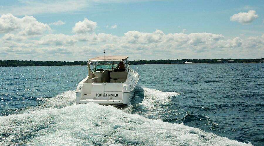 1996 Wellcraft 45 Excalibur