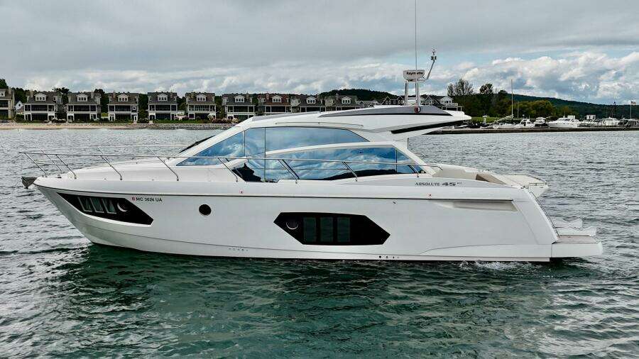 2016 Absolute 45 Sport Yacht