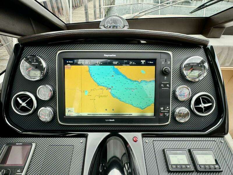 2016 Absolute 45 Sport Yacht