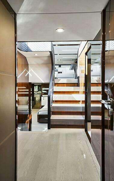 2021 Fairline Squadron 68