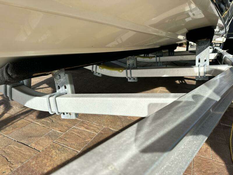 2020 NauticStar 2140 Sport Shallow Bay