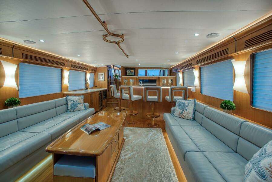 Salon Looking Forward