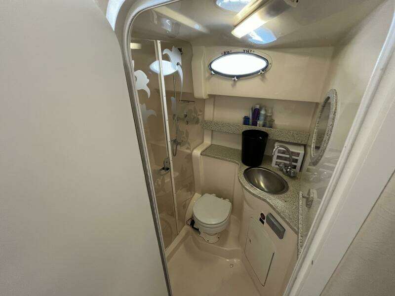 2000 Rinker Fiesta Vee 340