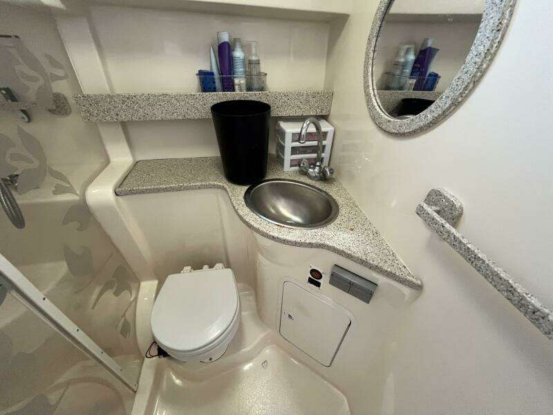 2000 Rinker Fiesta Vee 340