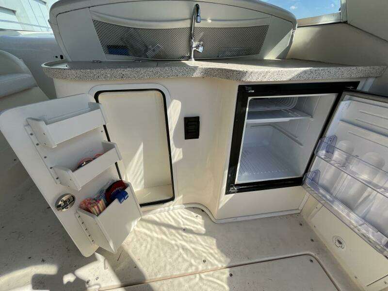 2000 Rinker Fiesta Vee 340