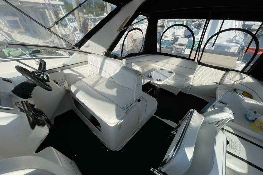 2001 Larson Cabrio 330