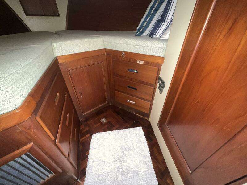 1979 Grand Banks 42 Classic