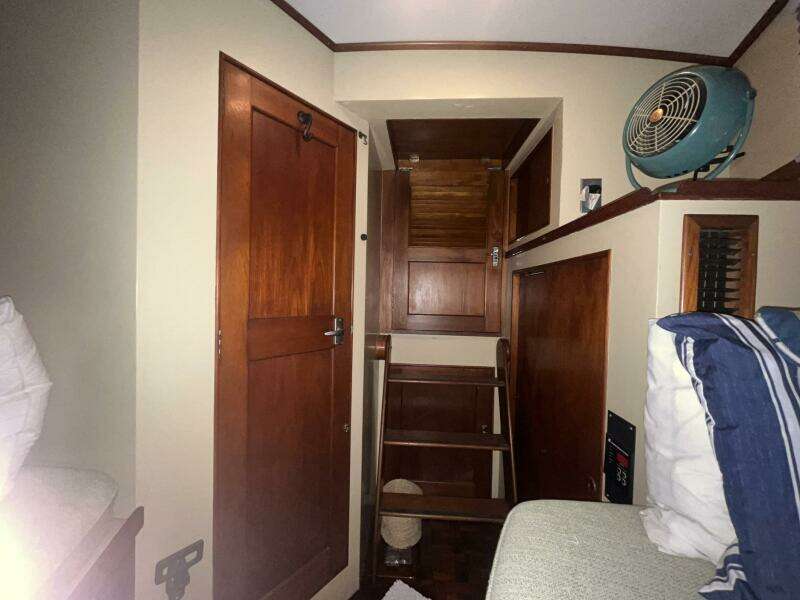 1979 Grand Banks 42 Classic