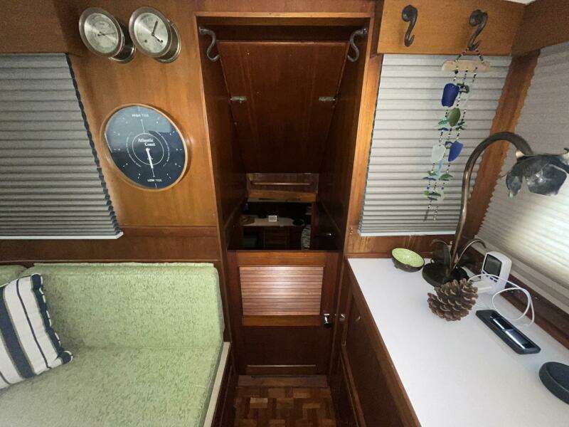 1979 Grand Banks 42 Classic