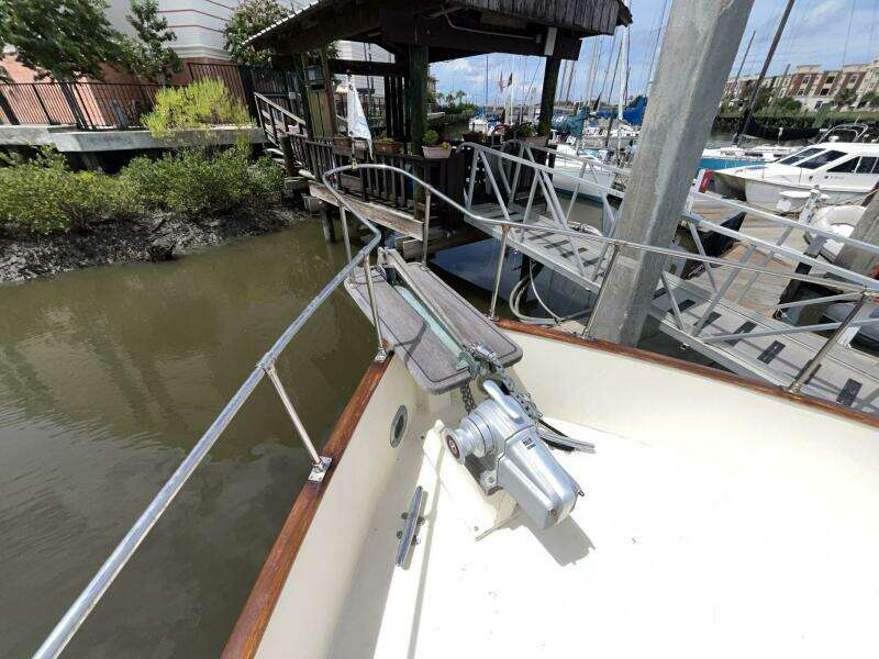 1979 Grand Banks 42 Classic