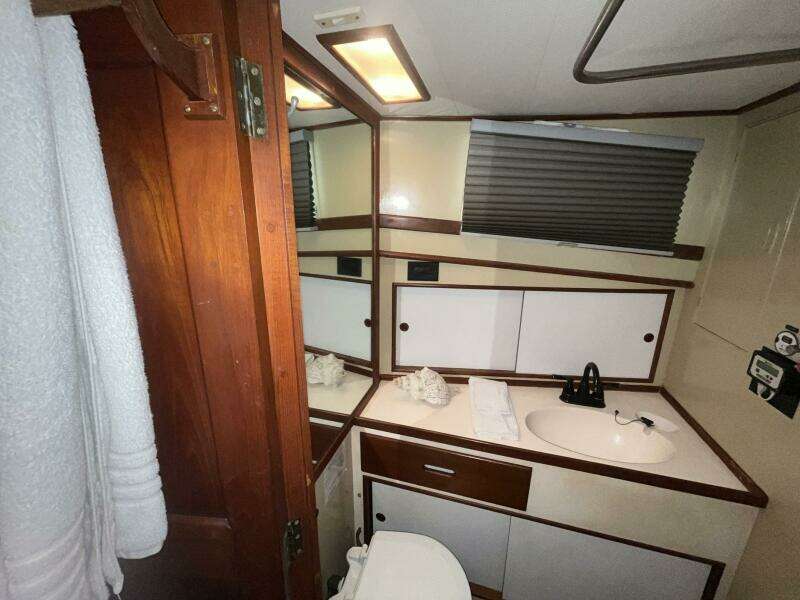 1979 Grand Banks 42 Classic