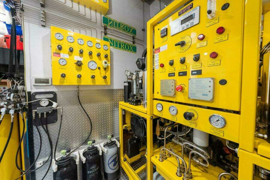 2009 Timmerman Custom Tri-Deck