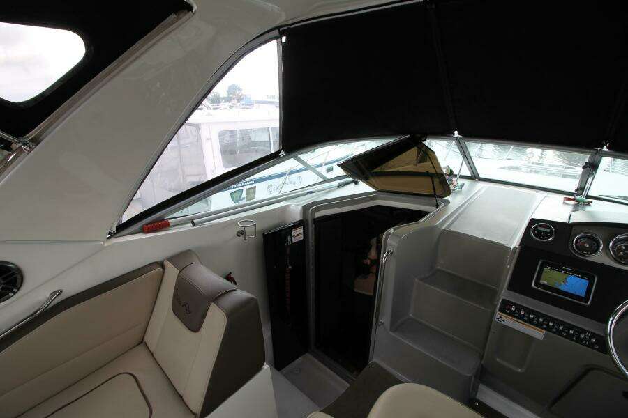 2015 Sea Ray 310 Sundancer