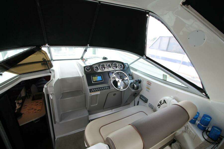 2015 Sea Ray 310 Sundancer