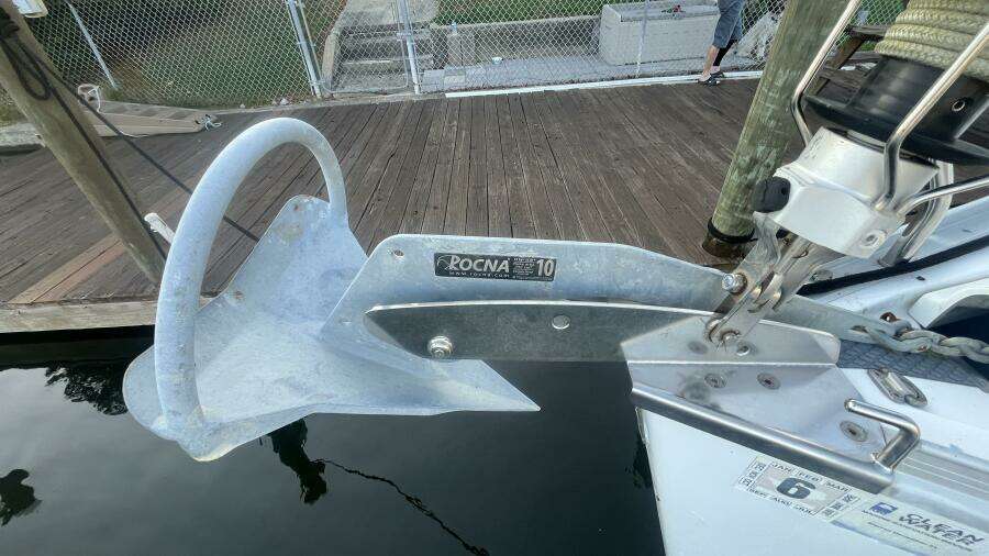 2006 Beneteau Oceanis 323