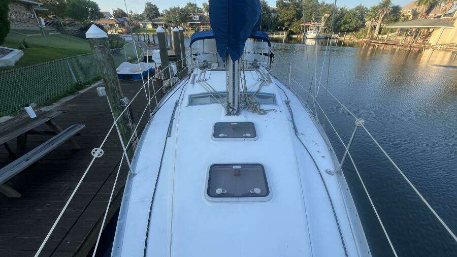 2006 Beneteau Oceanis 323