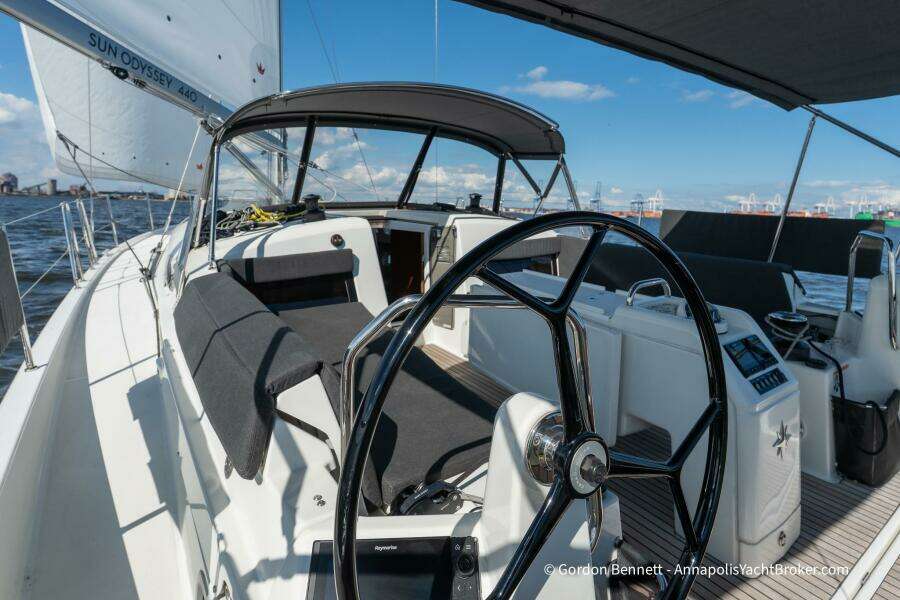 2022 Jeanneau Sun Odyssey 440