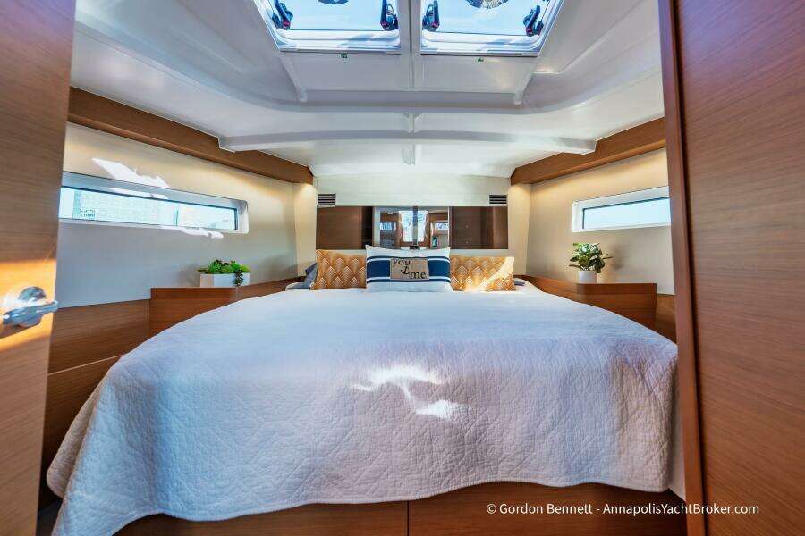 2022 Jeanneau Sun Odyssey 440