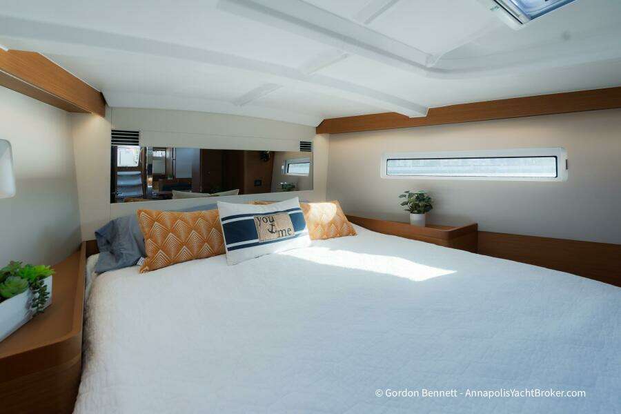 2022 Jeanneau Sun Odyssey 440
