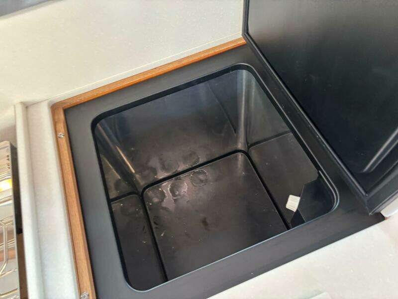 2021 Jeanneau Sun Odyssey 440