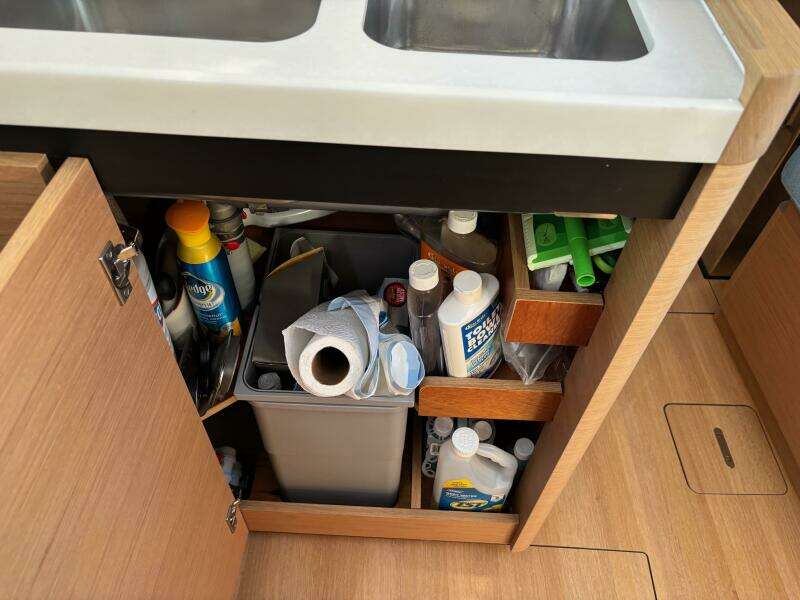 2021 Jeanneau Sun Odyssey 440