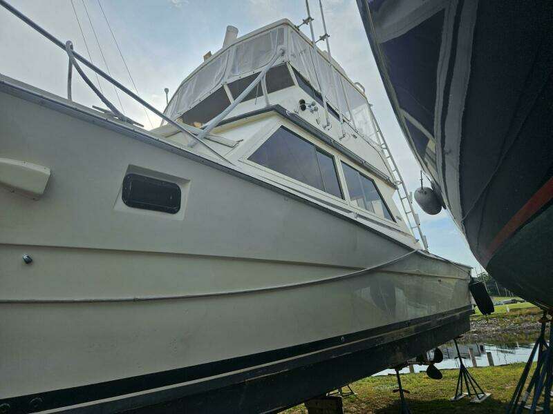 1984 Viking 46 Convertible