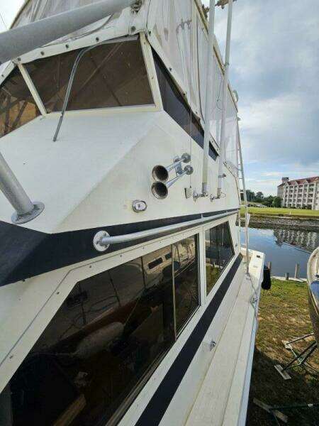 1984 Viking 46 Convertible