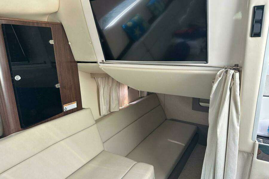 2016 Regal 35 Sport Coupe