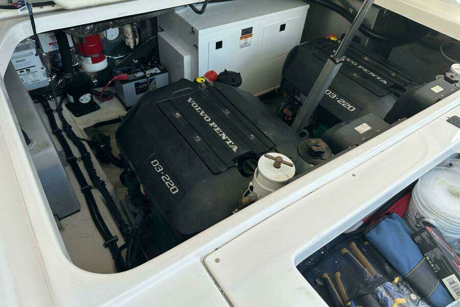 2016 Regal 35 Sport Coupe