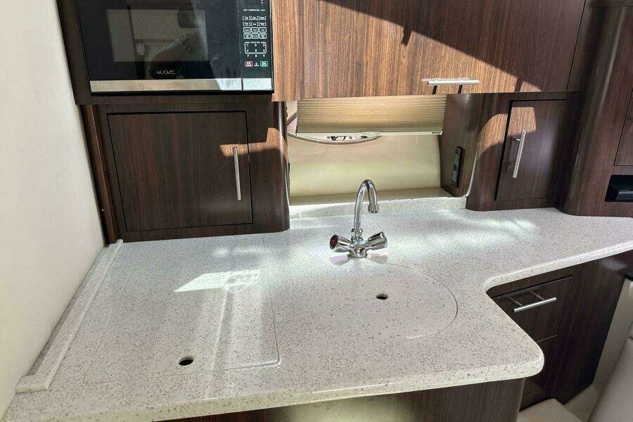 2016 Regal 35 Sport Coupe