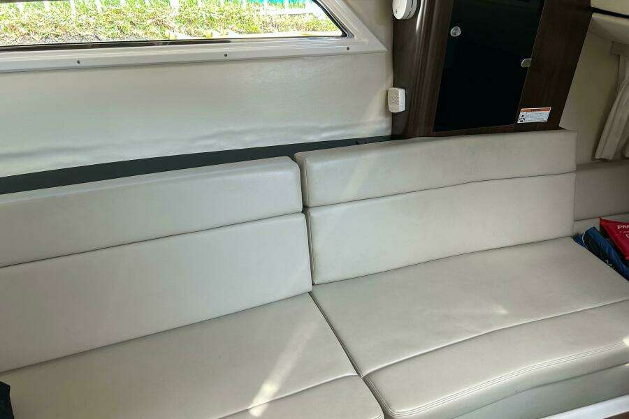 2016 Regal 35 Sport Coupe