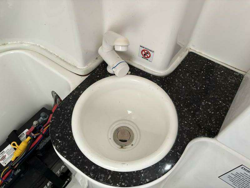 2021 Sea Fox 288 COMMANDER