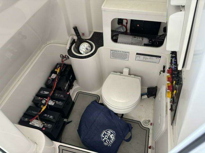 2021 Sea Fox 288 COMMANDER