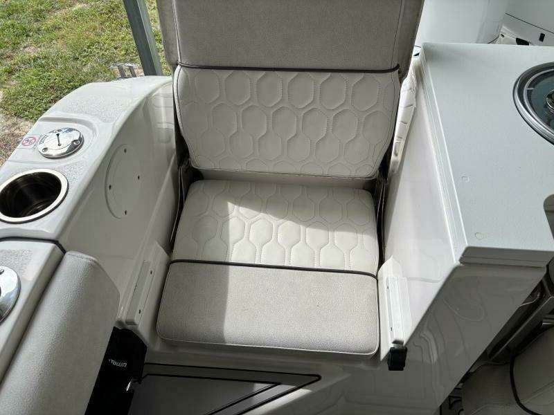 2021 Sea Fox 288 COMMANDER