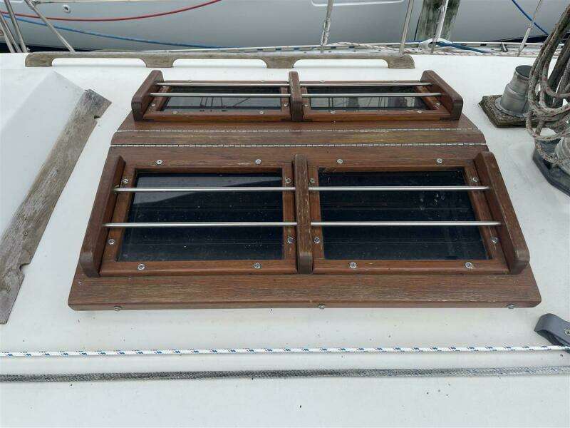 1989 Bayfield 36 Cutter